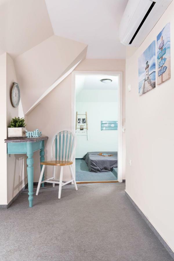 Family Garden Apartmanhaz Шиофок Экстерьер фото